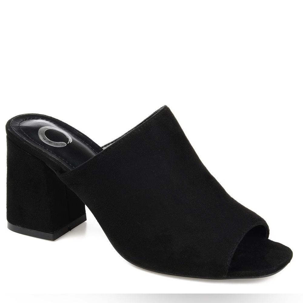 Journee Collection Adelaide Sandal- Size 6